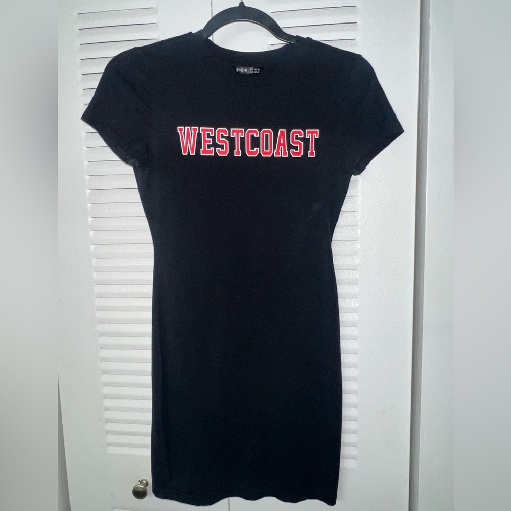 Black Tee mini Dress